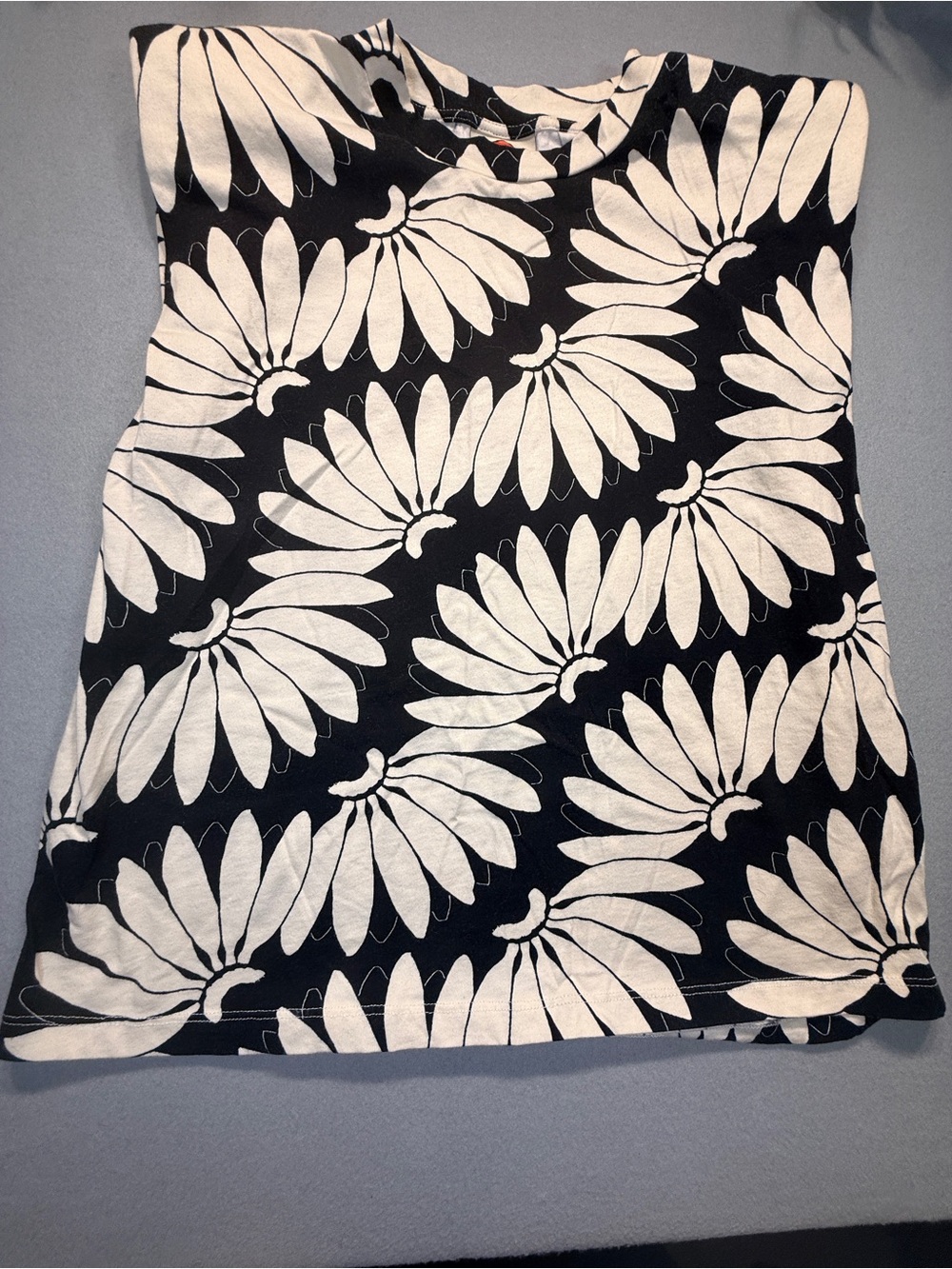 FARM Rio Black & White Floral Tank Top
